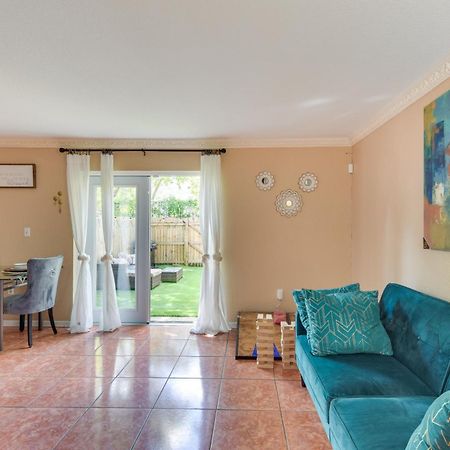 Opa-Locka Townhome, 15 Mi To Miami Beach! Екстер'єр фото
