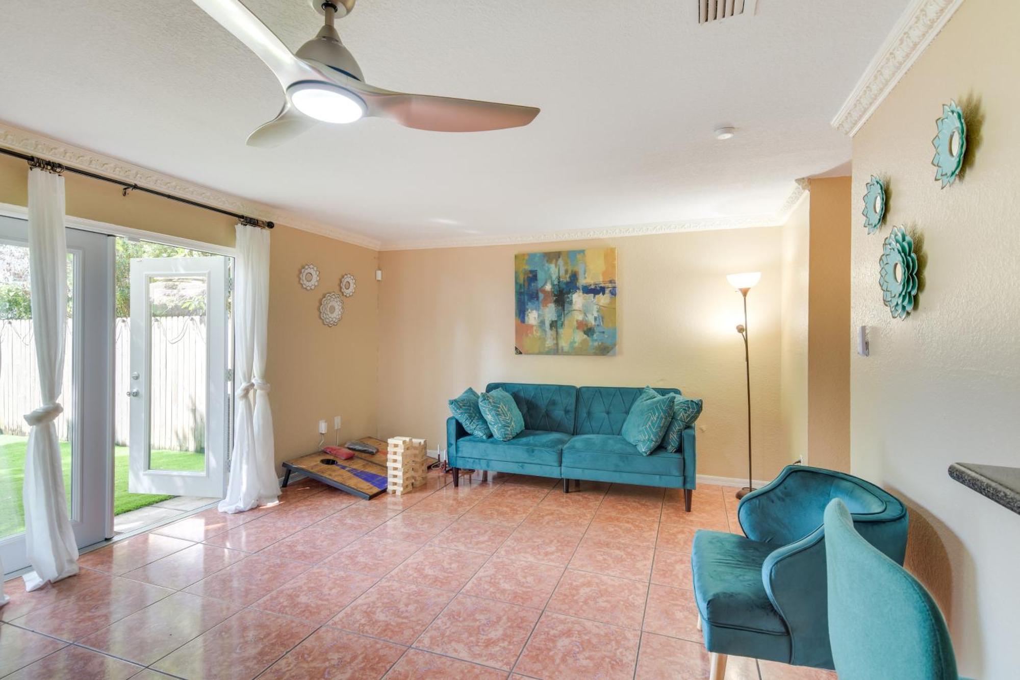Opa-Locka Townhome, 15 Mi To Miami Beach! Екстер'єр фото